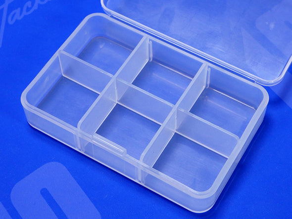 2 Removable Dividers In Plastic Case